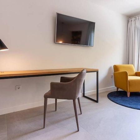 Miramar Luxury 3 Bedroom Freshapartments มาลากา ภายนอก รูปภาพ